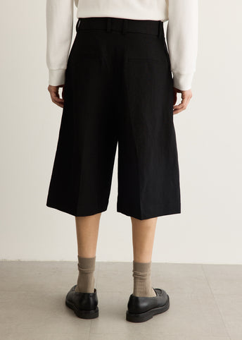 Fowld Pleated Short