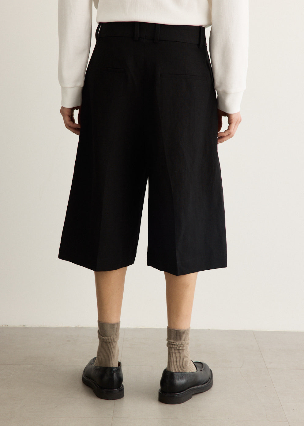Fowld Pleated Short