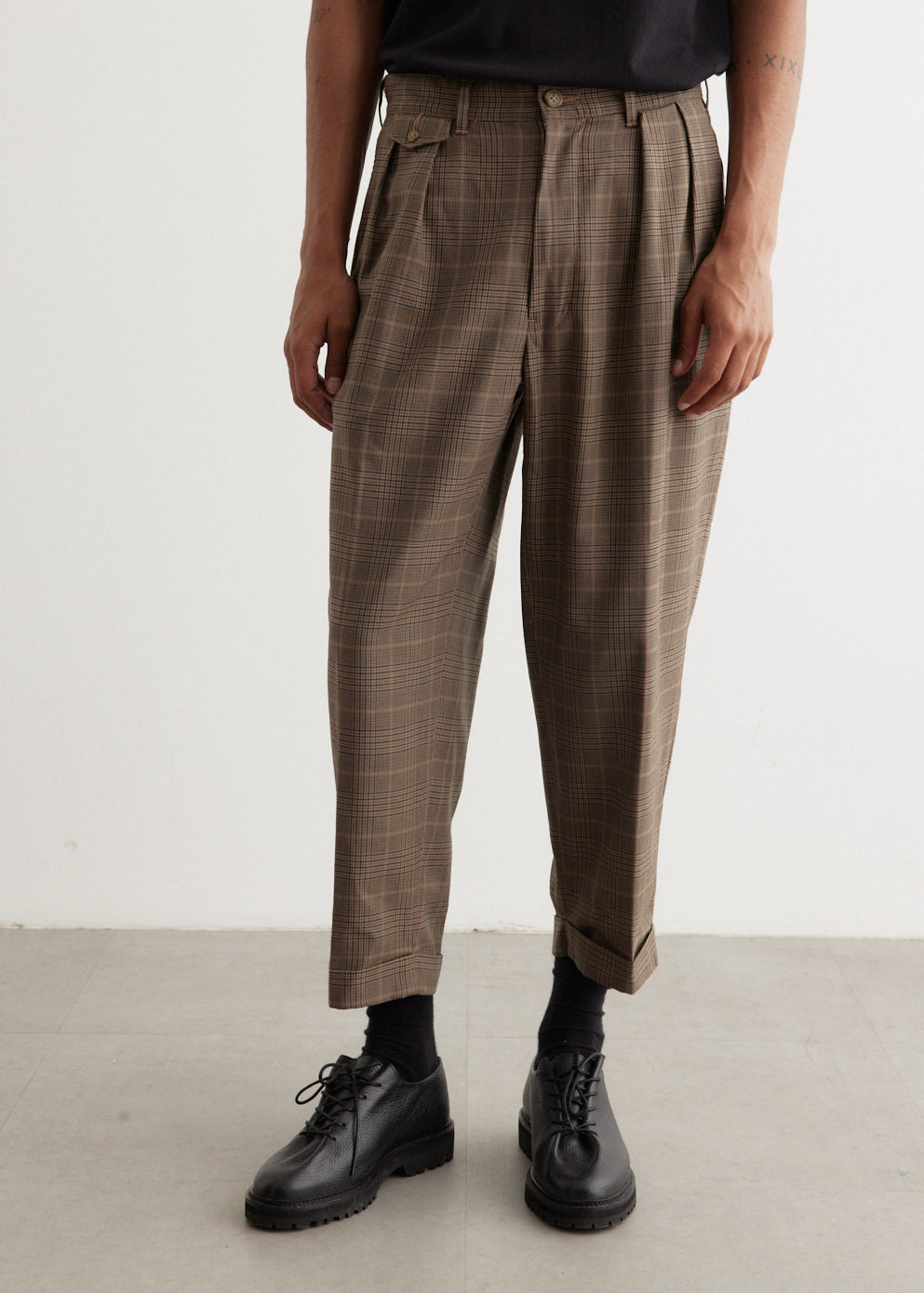 2 Pleats Tapered Twill Pants