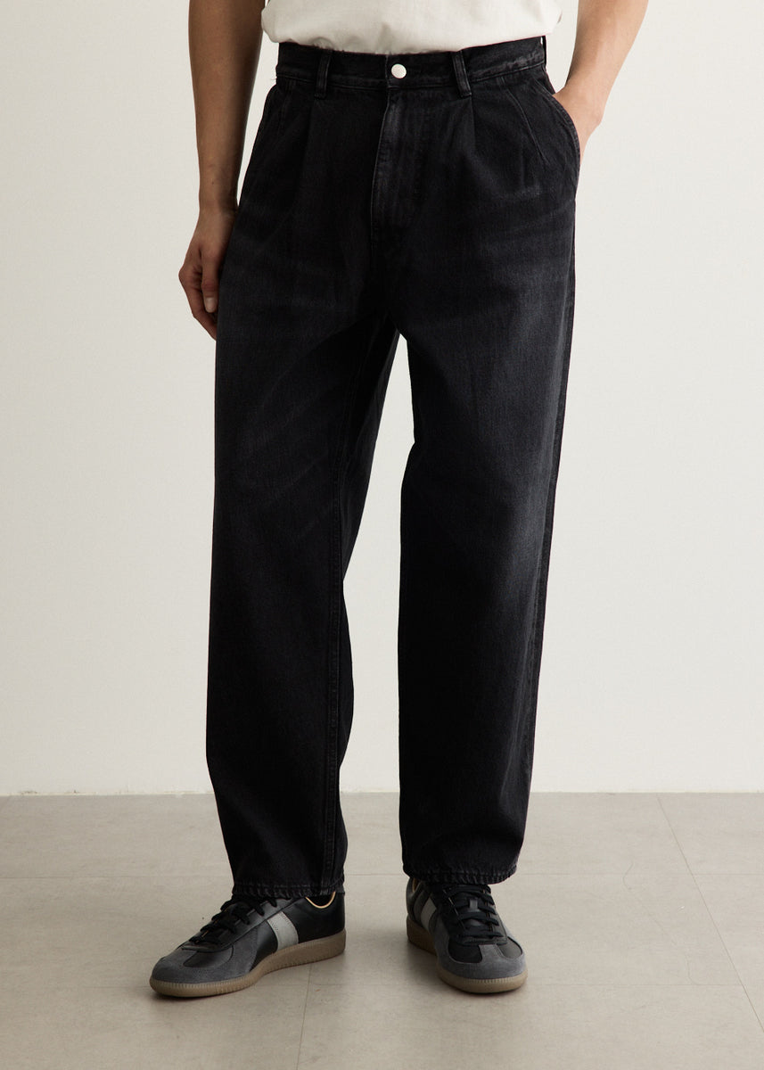 Selvage Denim Two Tuck Tapered Pants