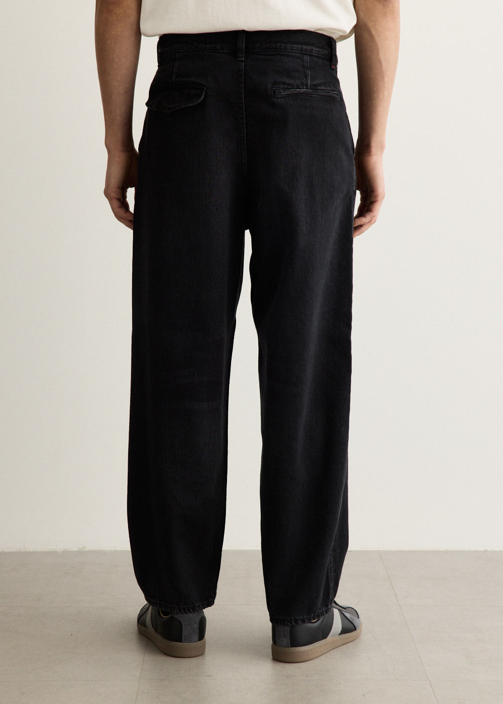 Selvage Denim Two Tuck Tapered Pants