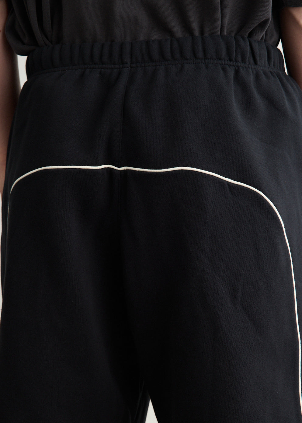Active Trace Relaxed Shorts