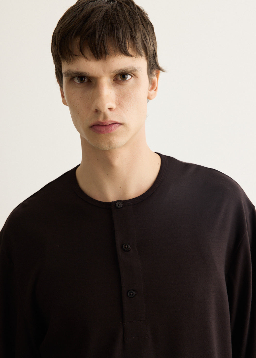 Kyuto Henley Longsleeve T-Shirt