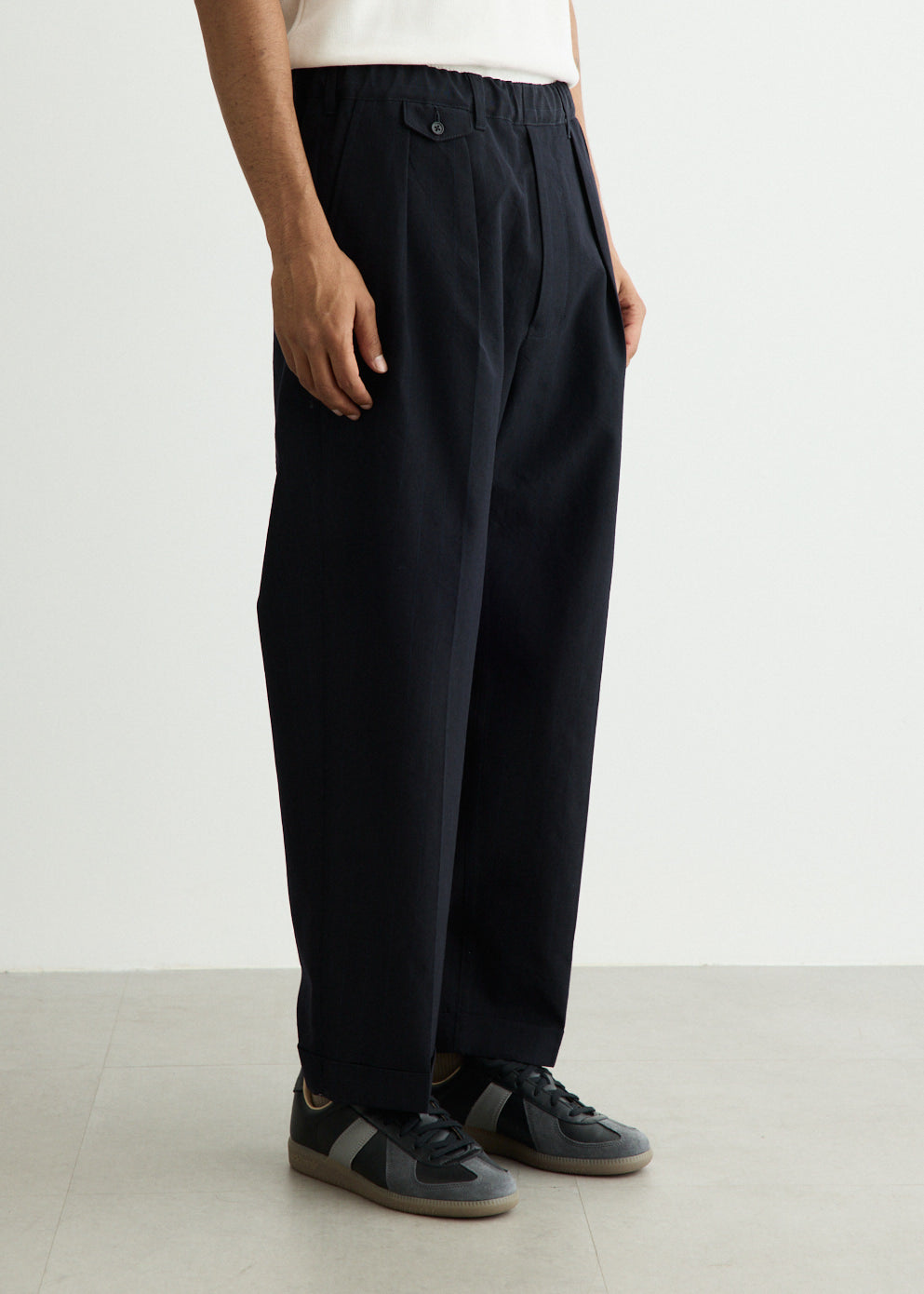 2 Pleats Relax Extreme Density Weather Cloth Pants
