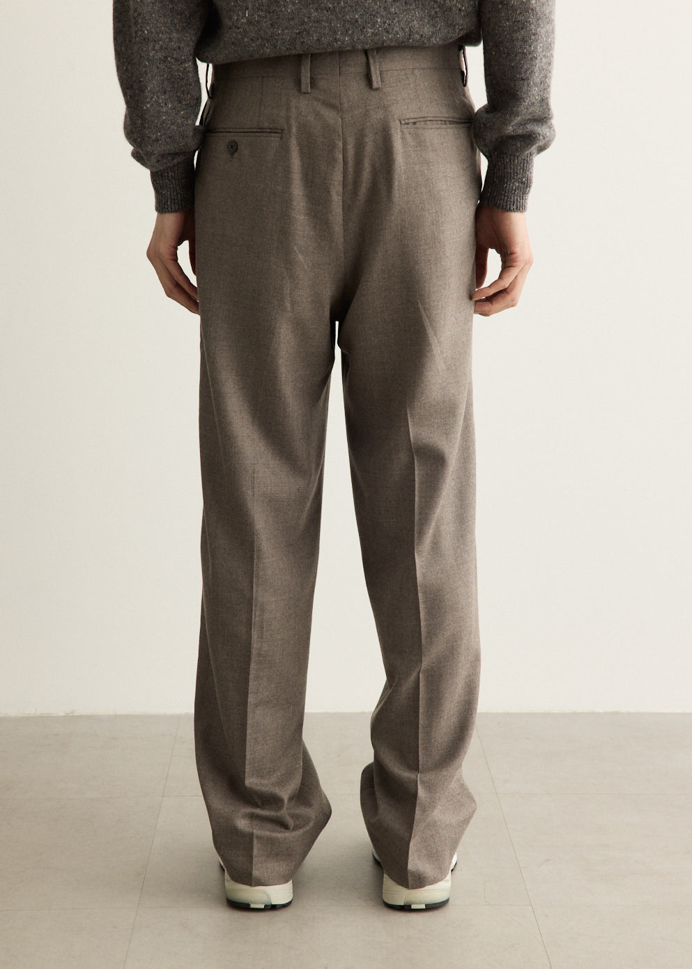 Super Light Wool Two-Tuck Slacks