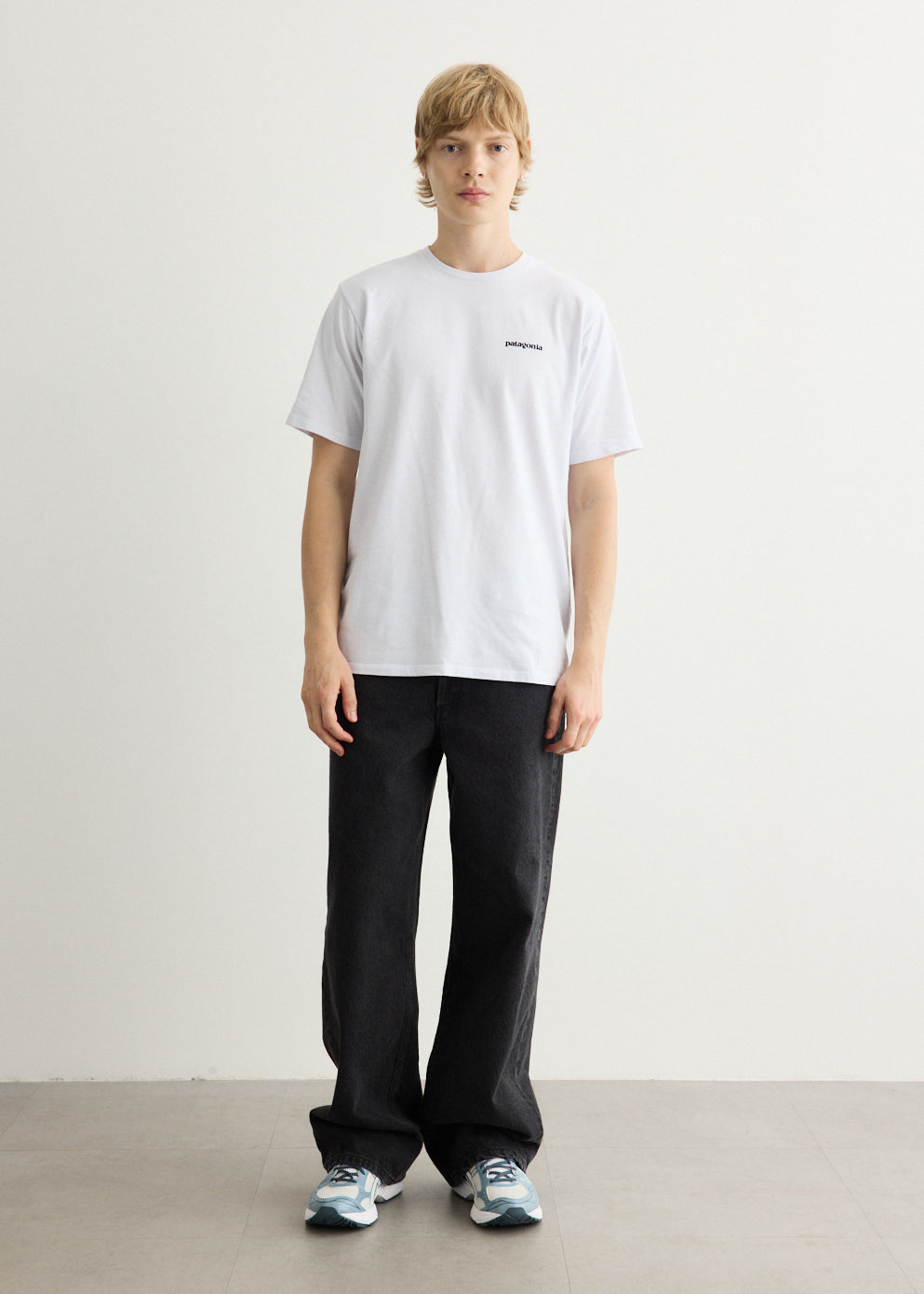 P-6 Logo Responsibili-Tee T-Shirt