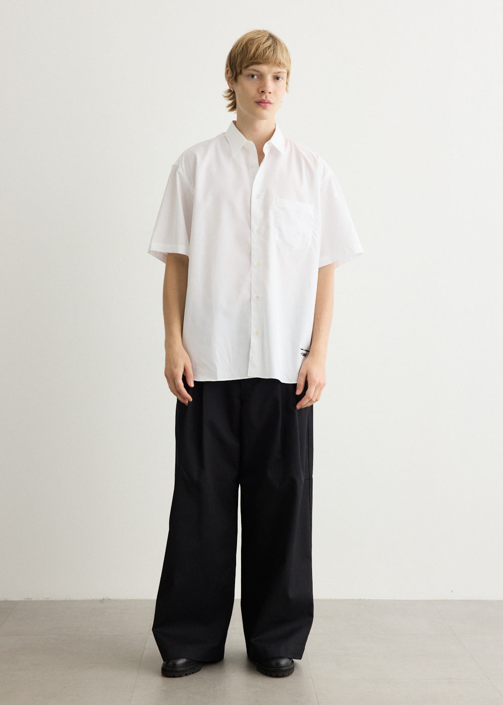 Cotton Broad Cloth Hem Logo Short Sleeve Shirt
