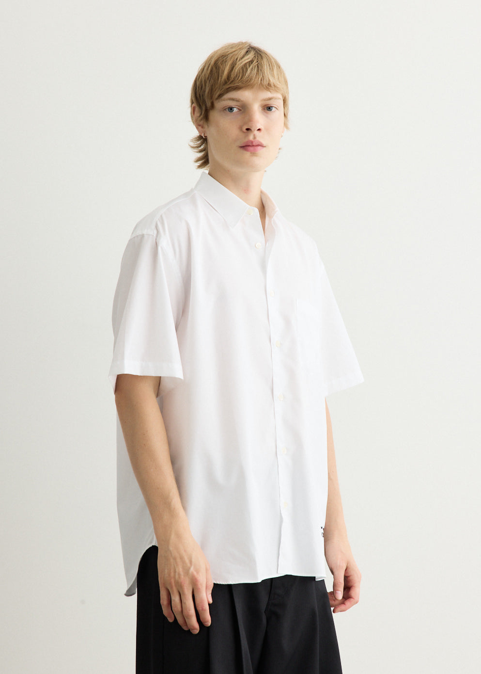 Cotton Broad Cloth Hem Logo Short Sleeve Shirt