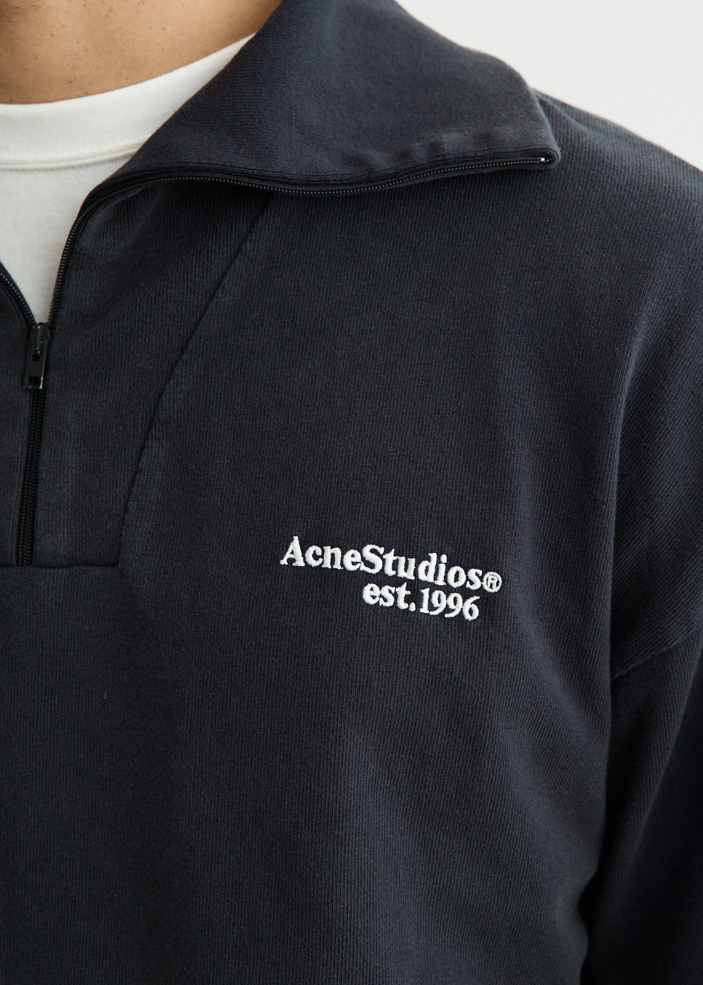 Fout Longsleeve Sweatshirt