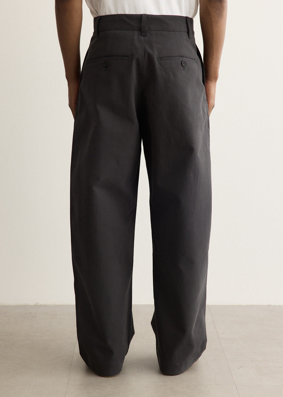 Minard Curved Leg Pants