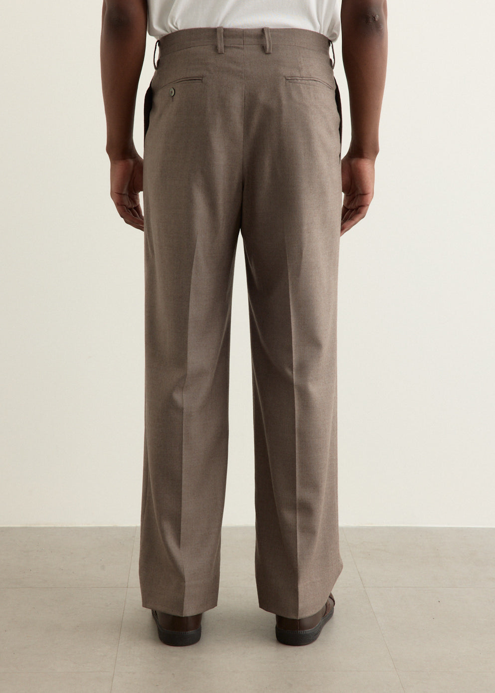 Super Light Wool Two-Tuck Slacks