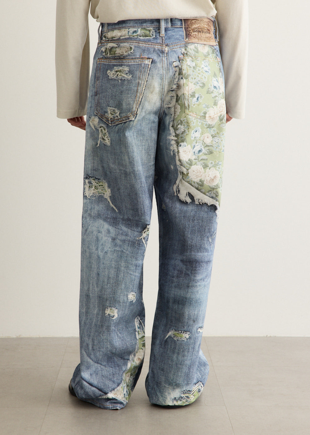 1981 U Trompe Lo'eil Rose Print Denim Jeans