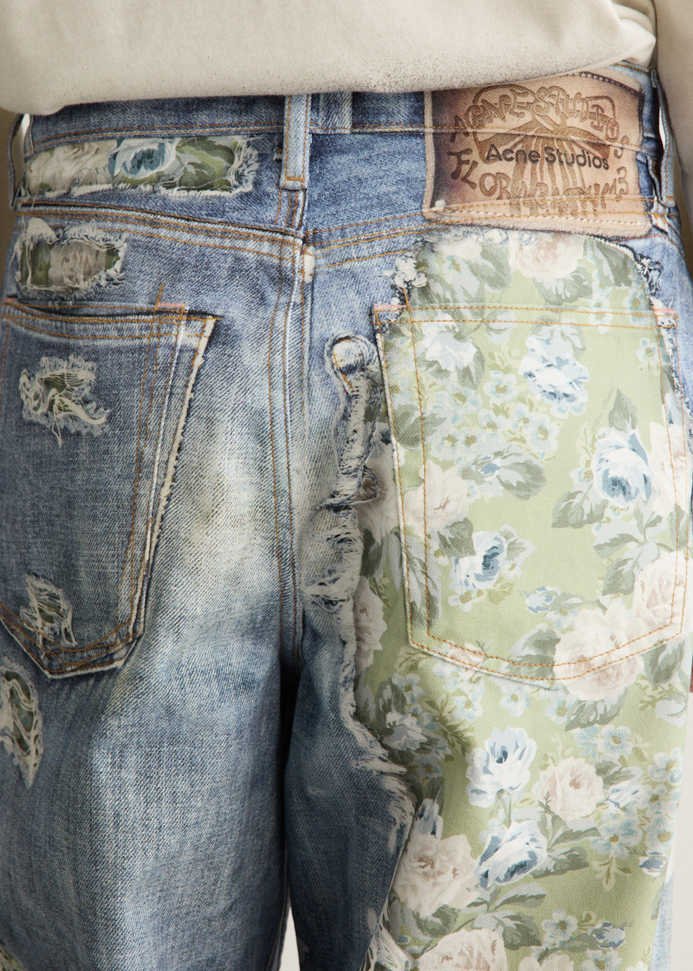 1981 U Trompe Lo'eil Rose Print Denim Jeans