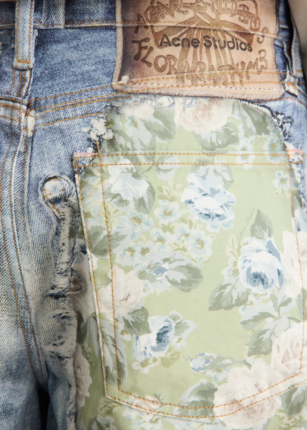 1981 U Trompe Lo'eil Rose Print Denim Jeans