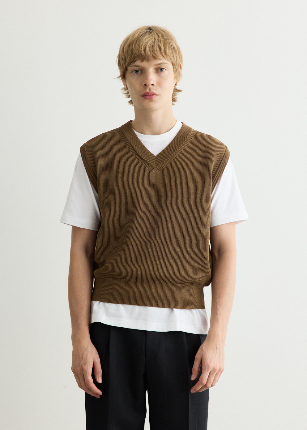 Flat Yarn Rib Knit Vest