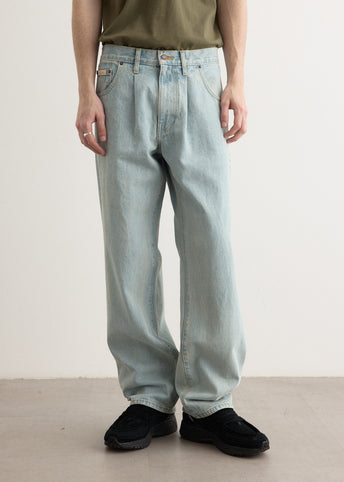 Pleated Jeans