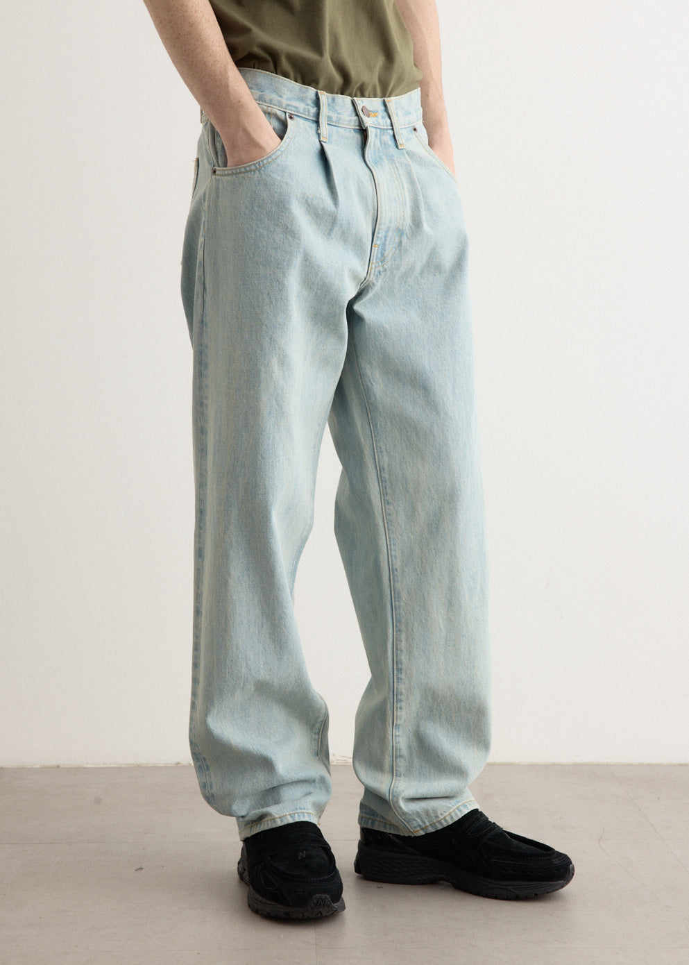 mens pleated dress jeans Pleated Denim Pants in Northbrook Wash