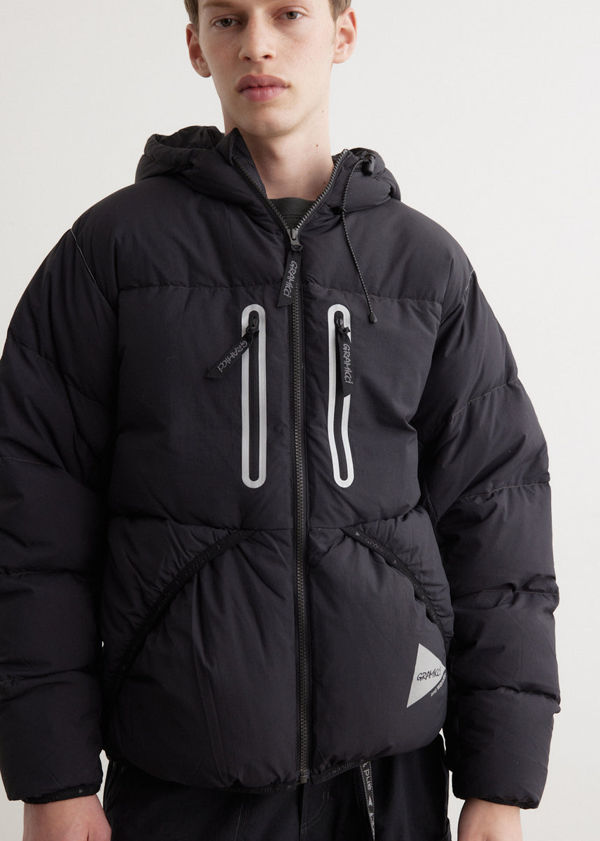 新品未使用 GRAMICCI × and wander down jacket x And Wander Down Jacket