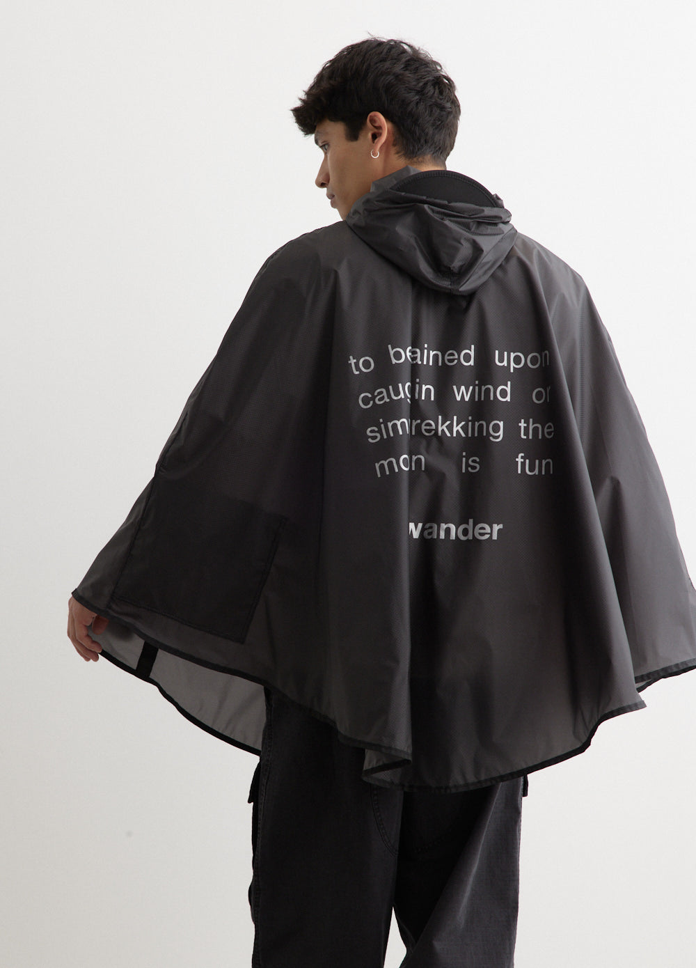 103 Sil Poncho