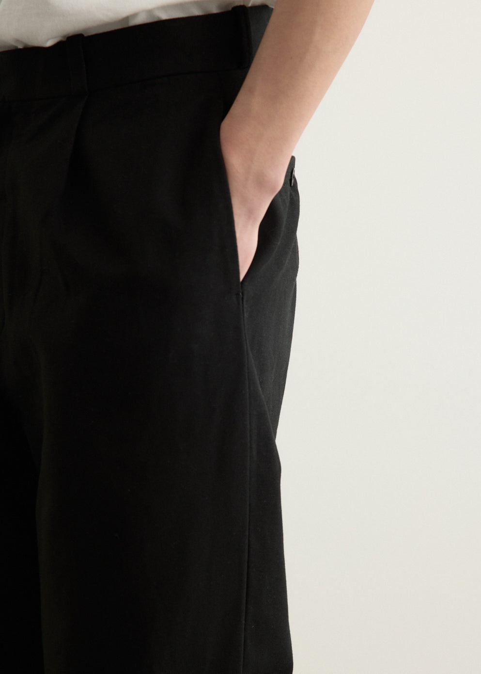 Chino Tuck Straight Pants
