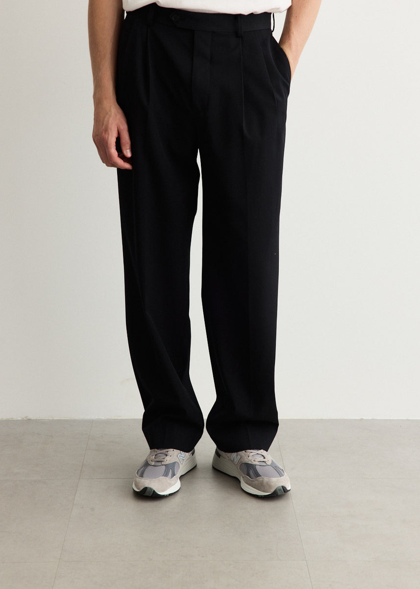 Light Wool Max Gabardine Two-Tuck Slacks