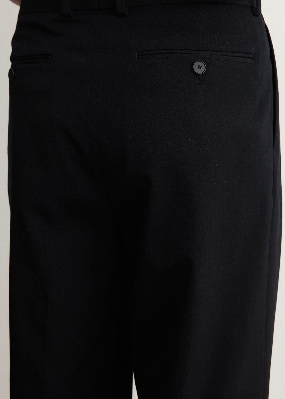 Light Wool Max Gabardine Two-Tuck Slacks