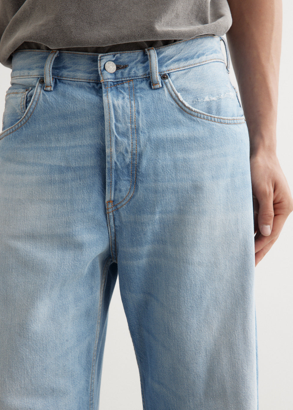 Acne Studios - 2021 Loose Fit Jeans in Blue – Stoy