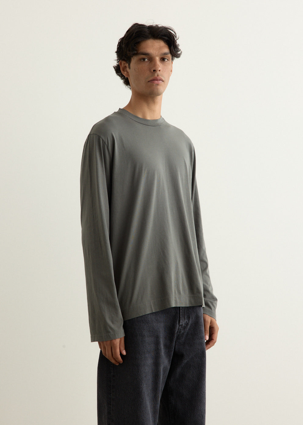 Box Longsleeve T-Shirt