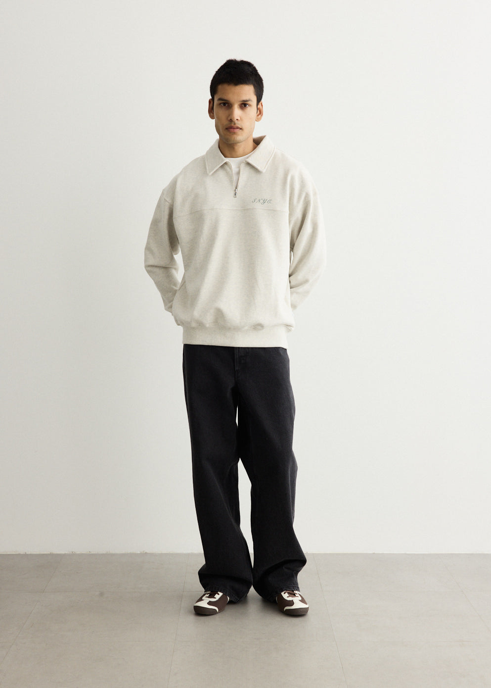 Mott Relaxed Quarter Zip Sweatshirt