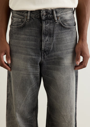 1981 U Gothik Loose Fit Jeans