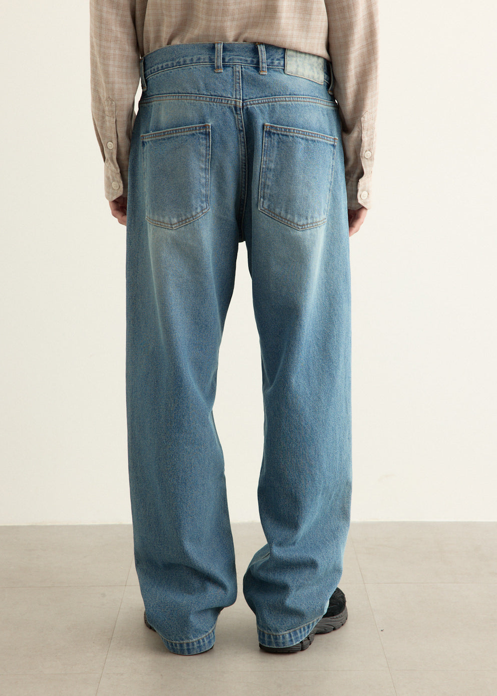 Straight Cut Jeans