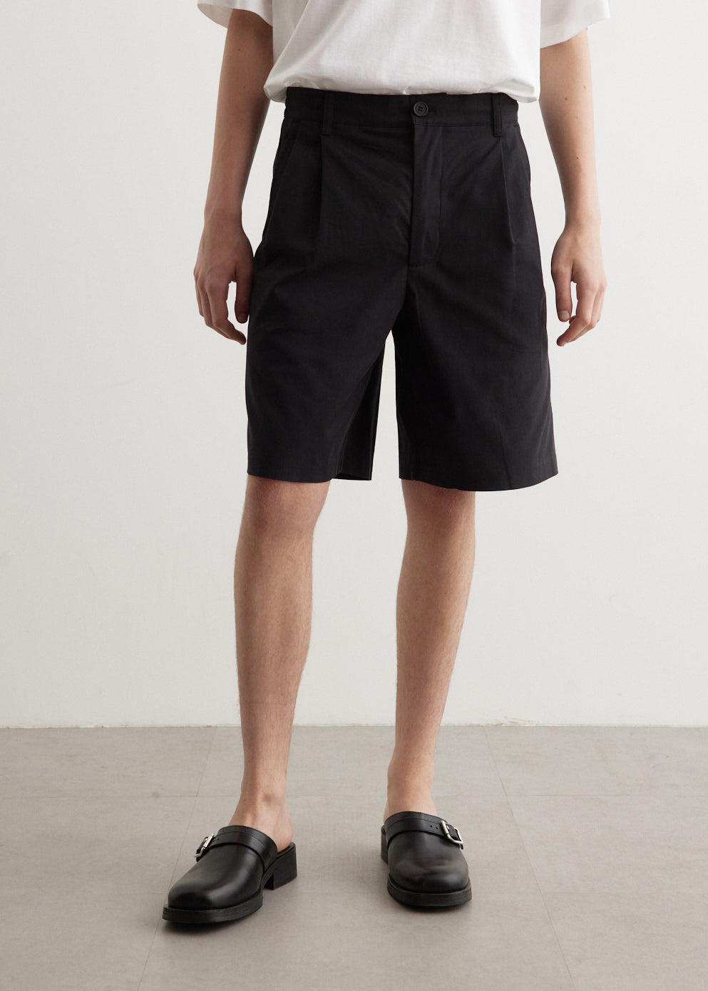 Levitate Easy Tailored Shorts