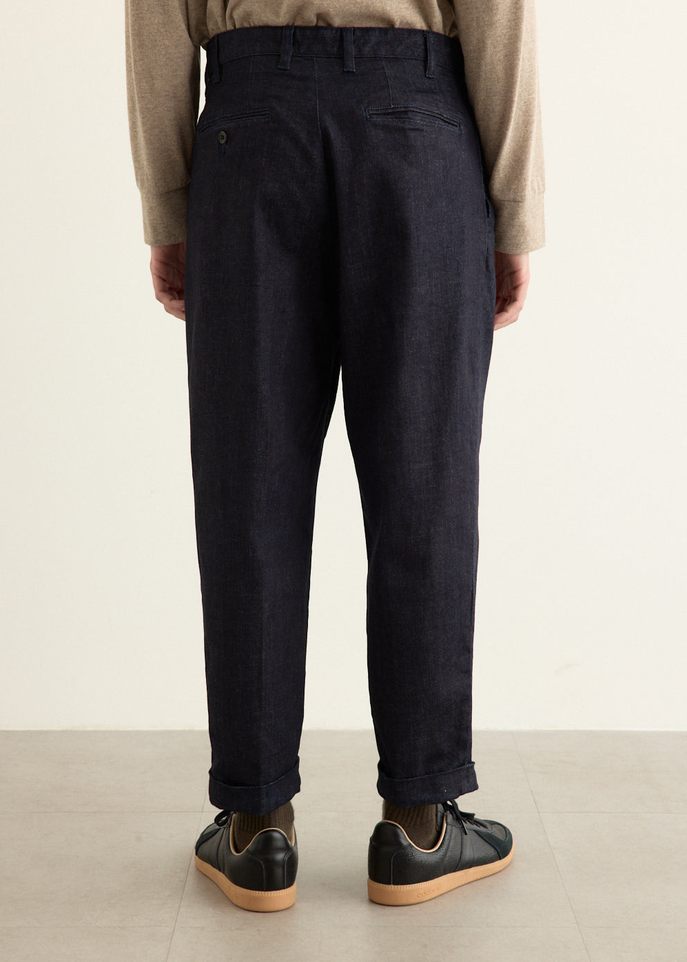 2 Pleats Tapered Denim Pants