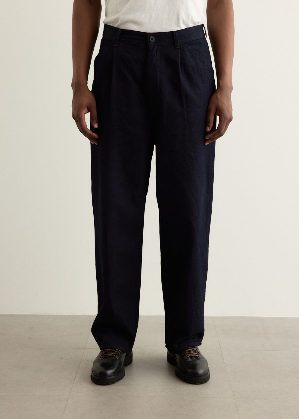 Deep Tuck Pressed Pants