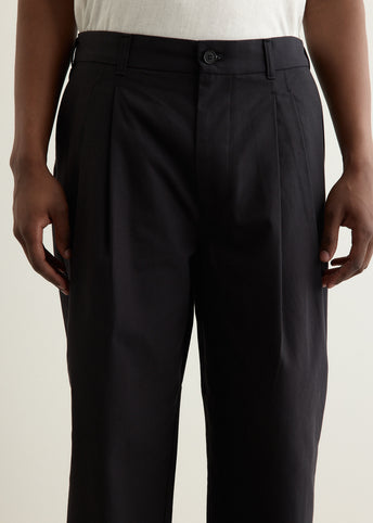 Deep Tuck Pressed Pants