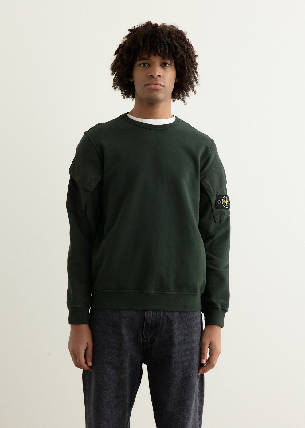 Contrast Bellow Pocket Sweatshirt