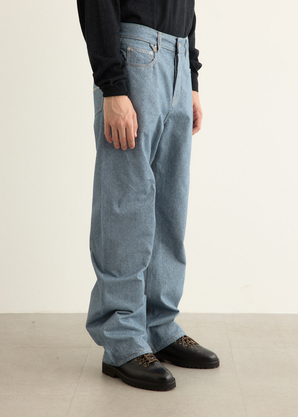 Le De-Nimes Droit Jeans