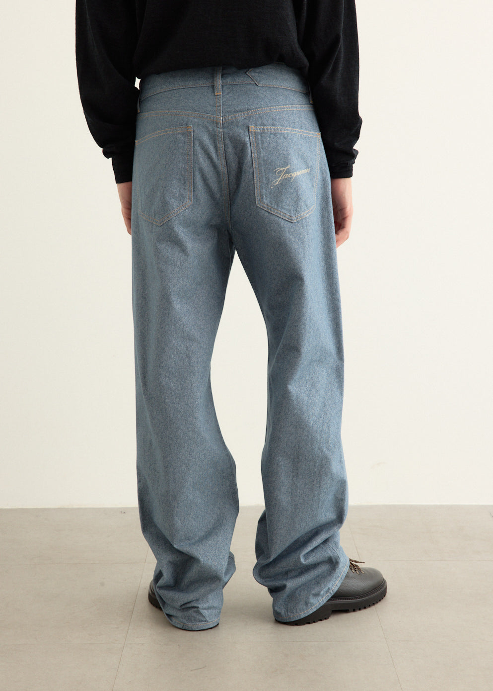 Le De-Nimes Droit Jeans