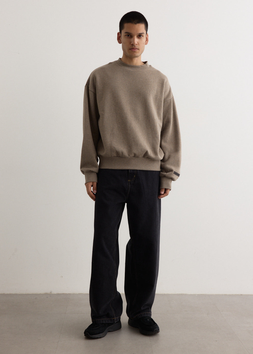 Classic Fit Fleece Crewneck