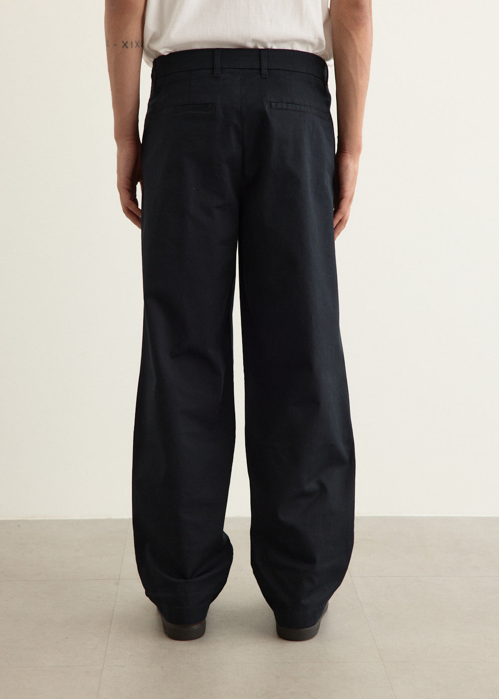 Benn Relaxed Twill Pleated Trousers