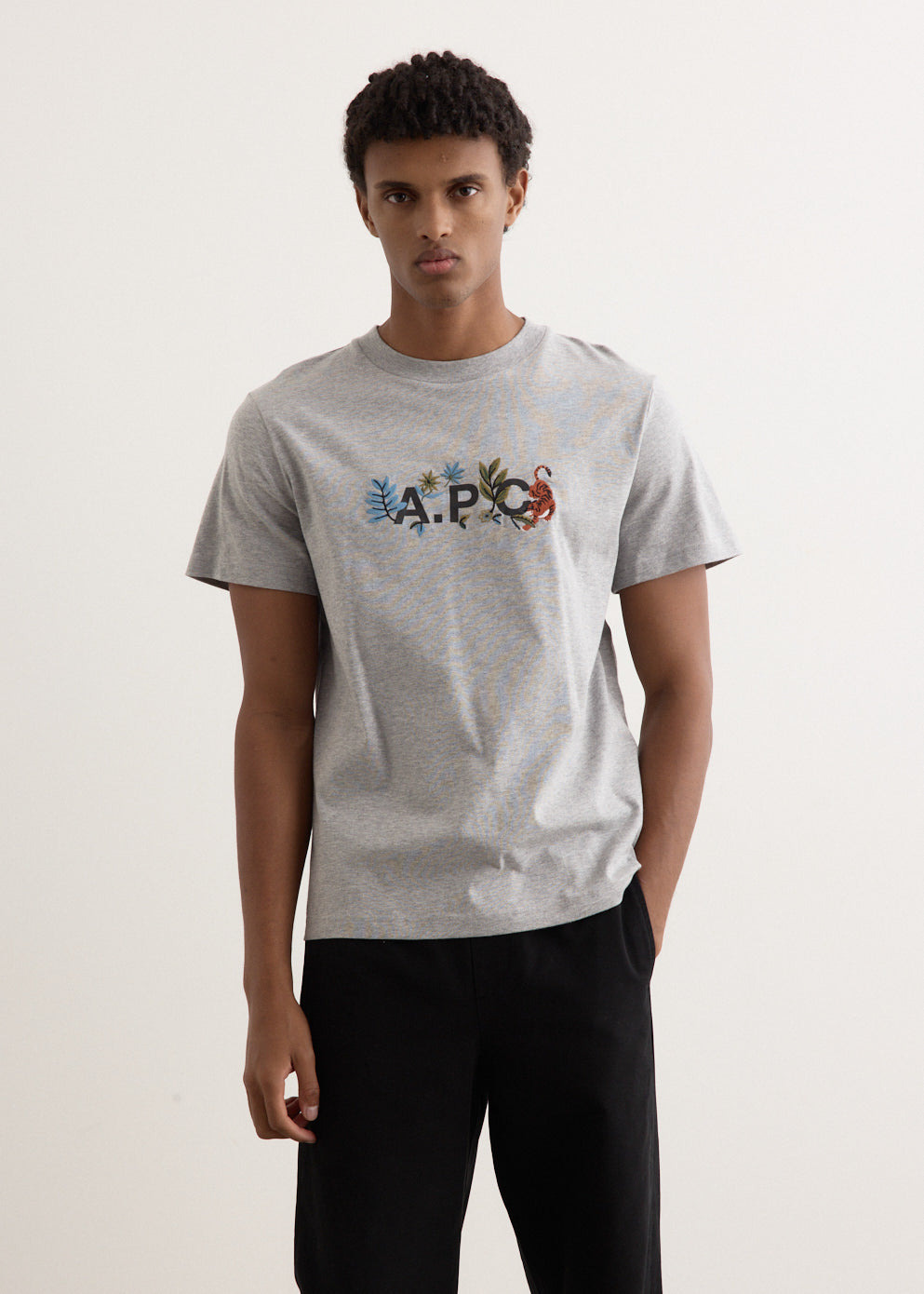 A.P.C. - Auguste T-Shirt - Tshirt logo,All Products : American Fashion Style Bags On Sale A.P.C. - Auguste T-Shirt - Tshirt logo,All Products : American Fashion Style Bags On Sale