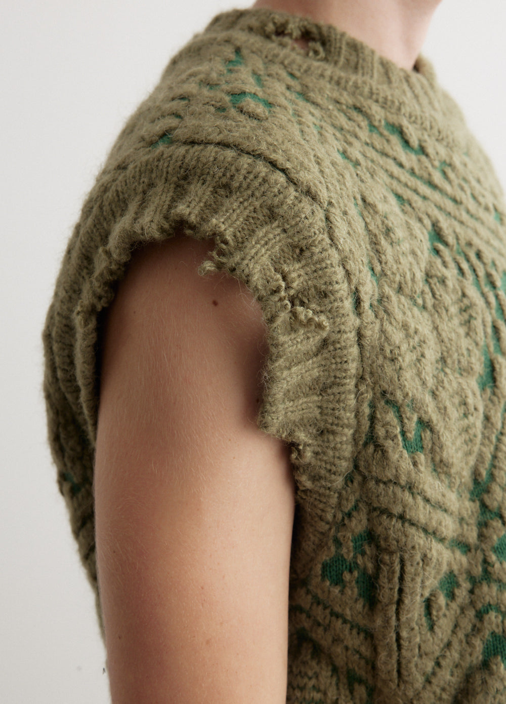 Jacquard Crew-Neck Vest