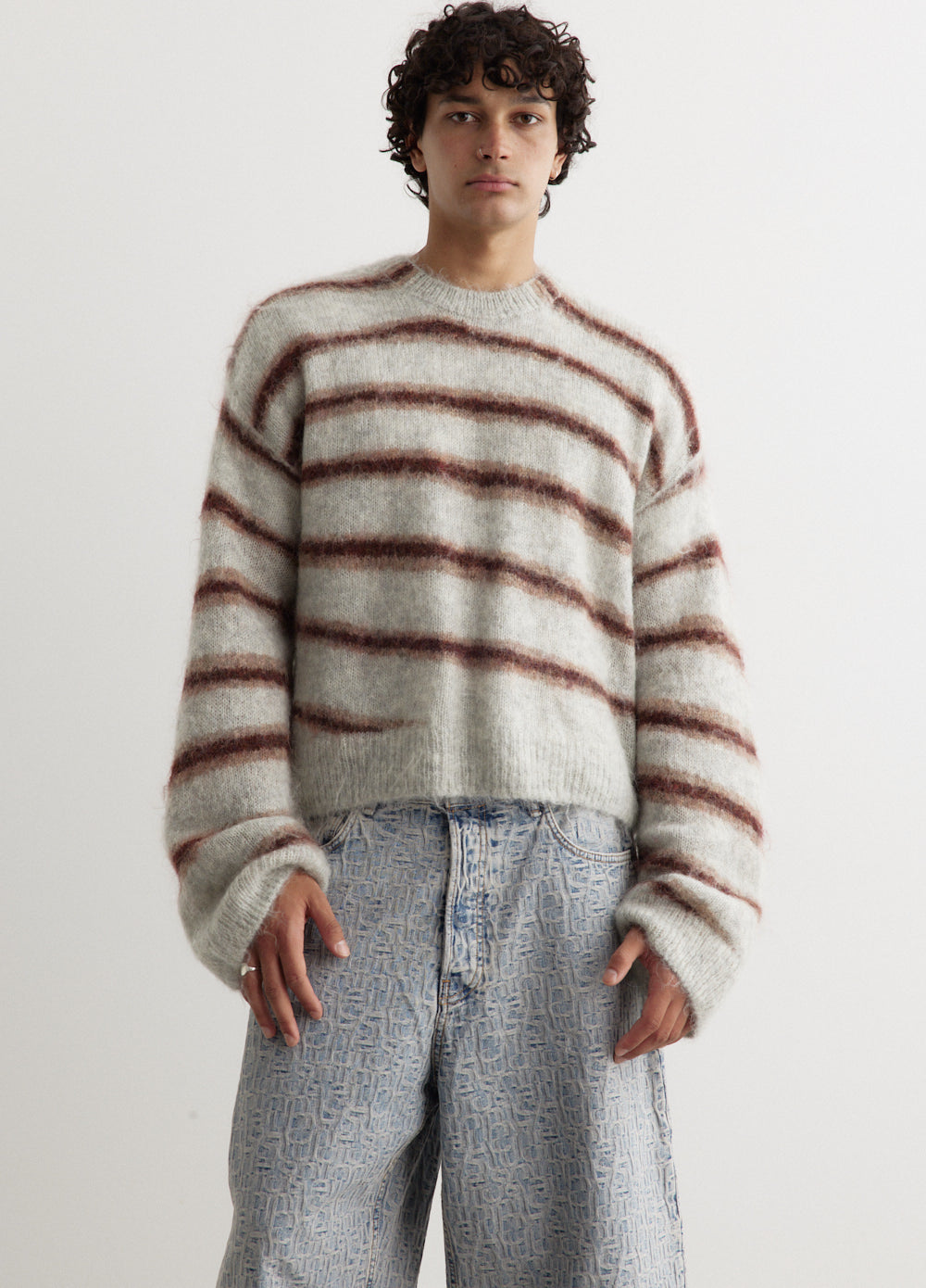 Kwatta Vase Spiral Sweater