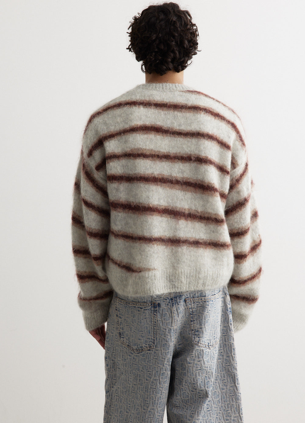 Kwatta Vase Spiral Sweater