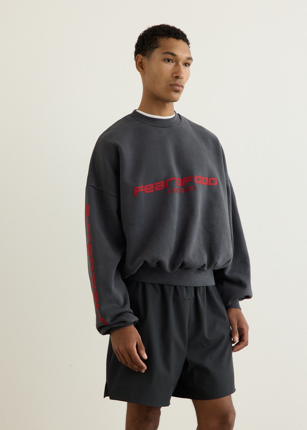 Cropped Relaxed Sweatshirt