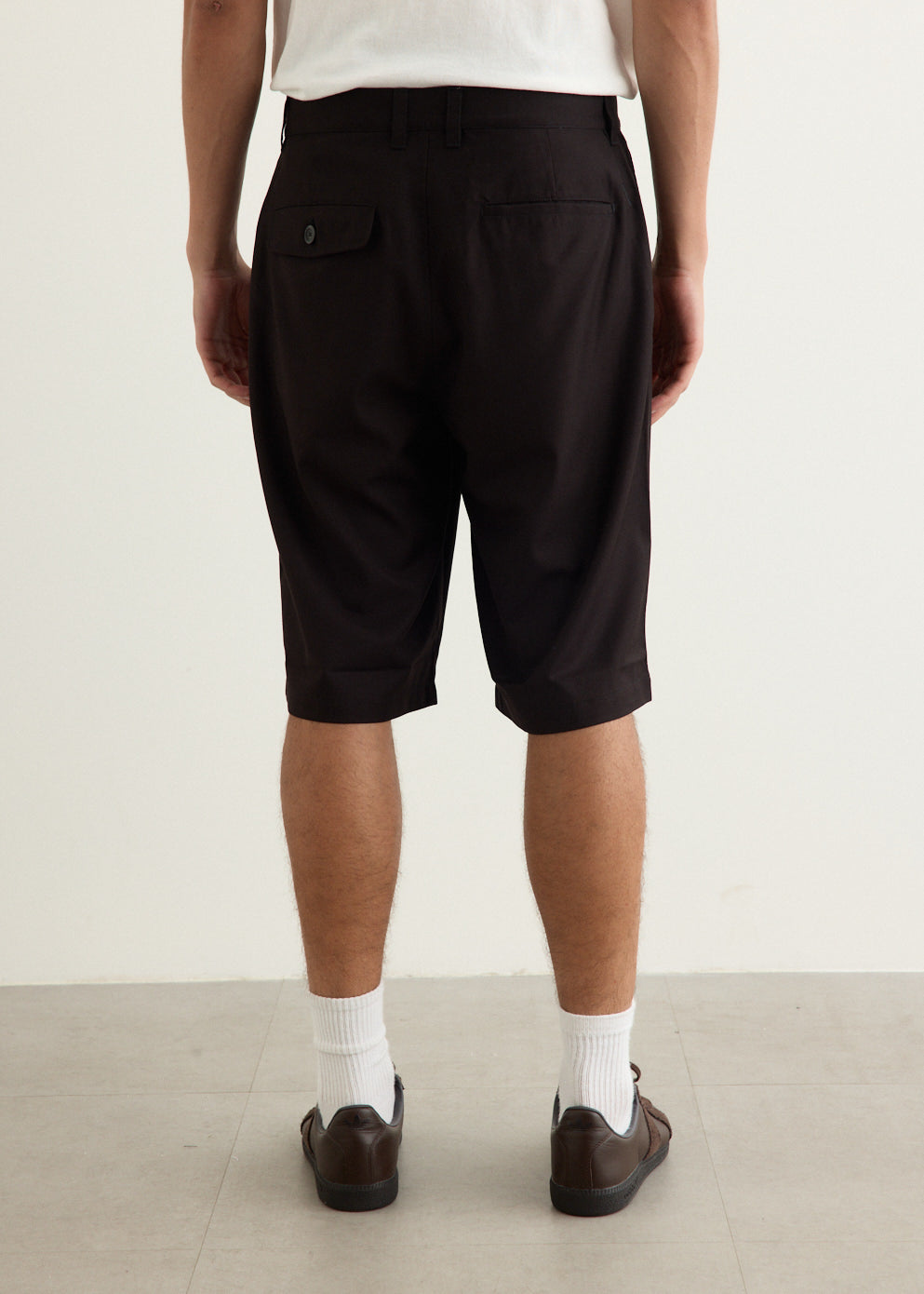 Feliz Two Tuck Walk Shorts