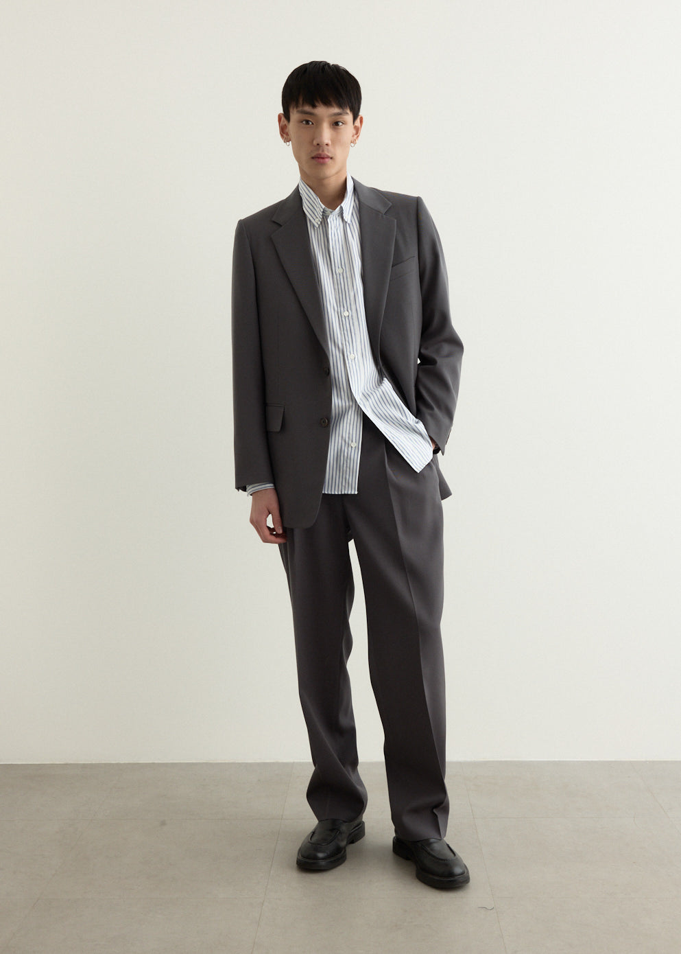 Light Wool Max Gabardine Two-Tuck Slacks