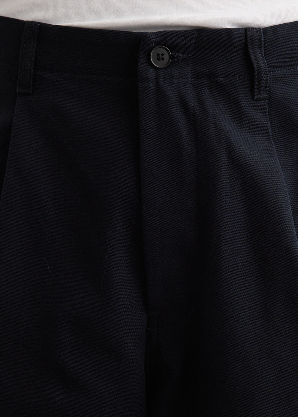 Knee Tuck Wide Pants
