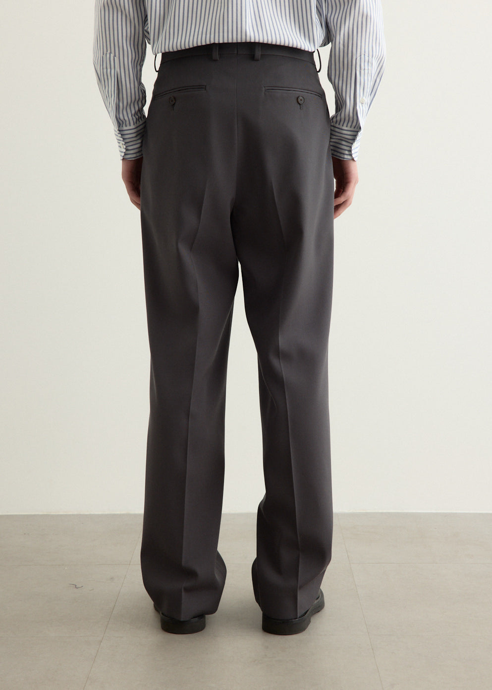 Light Wool Max Gabardine Two-Tuck Slacks