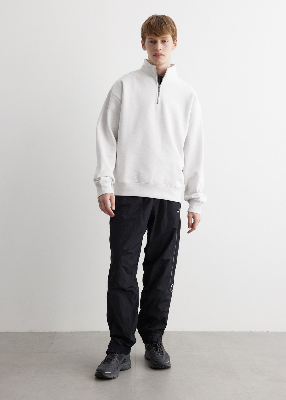 Solo Swoosh Track Pants